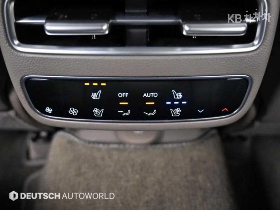 Дженезис GV70Бензин 2.5T AWD - 16