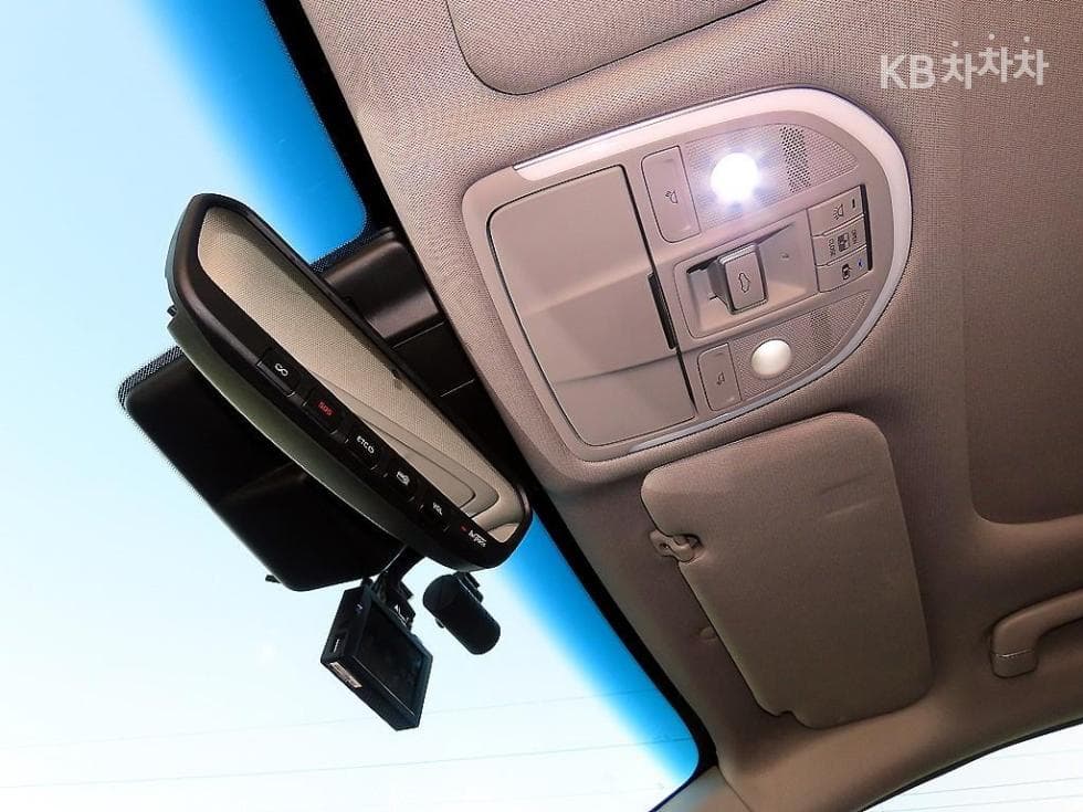 Дженезис G803.3 GDI AWD Премиум Люкс - 15