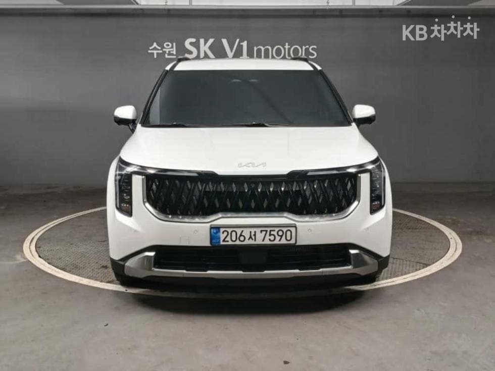 Kia The New (facelift) Carnival 4th generation D2.2 9-seater Signature - Image 1