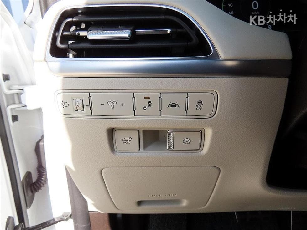 Хюндай Palisade2.2 Дизел 7-местен (Лимузин) Calligraphy - 12