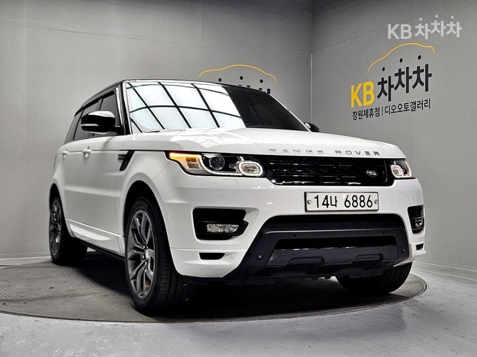 Land Rover Нов Рендж Ровер Спорт3.0 SDV6 Autobiography Dynamic - 2