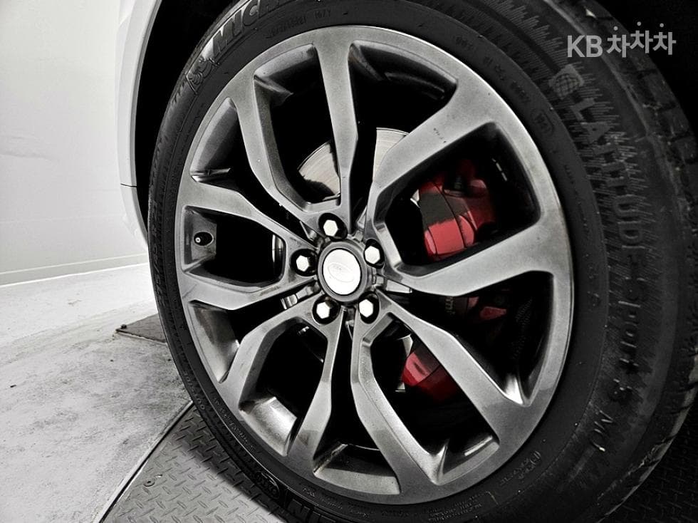 Land Rover Нов Рендж Ровер Спорт3.0 SDV6 Autobiography Dynamic - 20