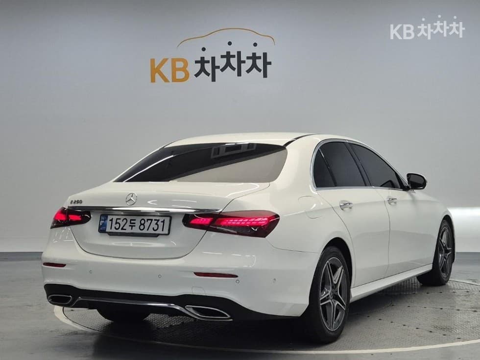 Mercedes-Benz E-Клас (W213)E250 AMG Line - 3