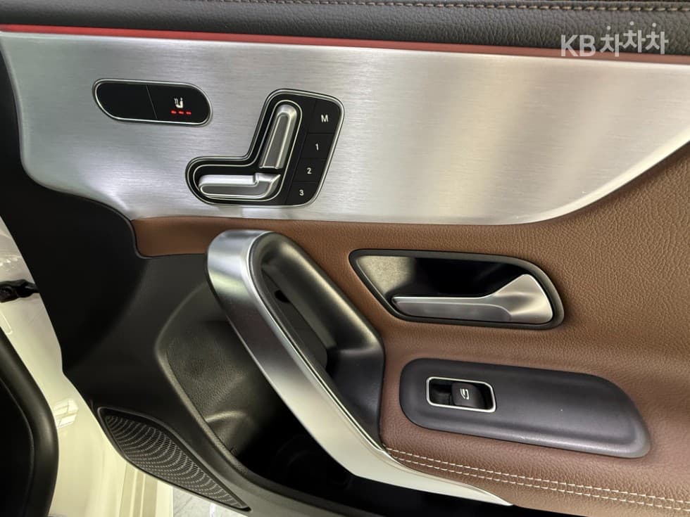 Mercedes-Benz CLA클래스(C118)CLA 250 4MATIC AMG Line - 21