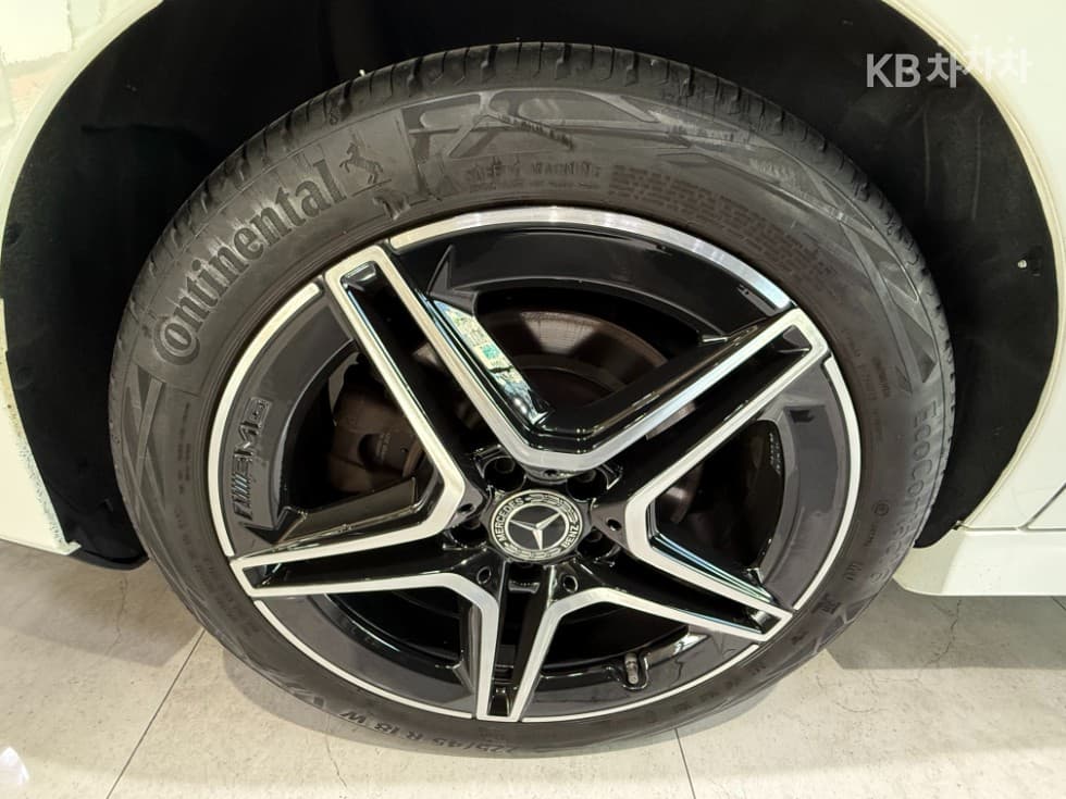 Mercedes-Benz CLA클래스(C118)CLA 250 4MATIC AMG Line - 26