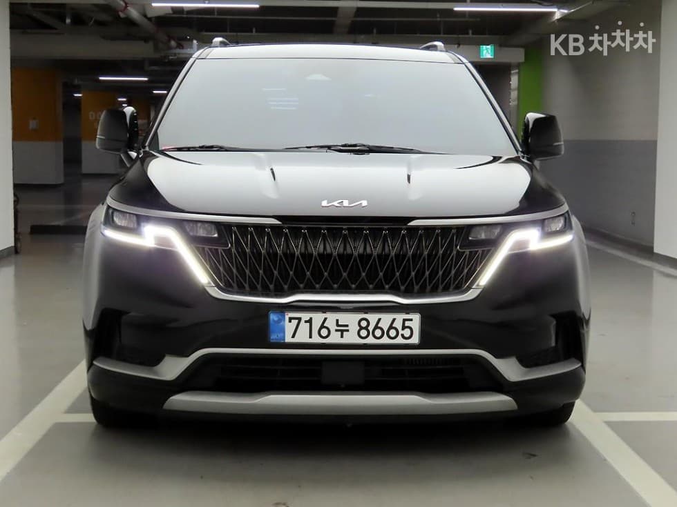 Киа Канивал 4-то поколениеD2.2 11-местен Престиж