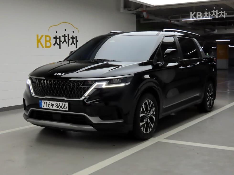 Киа Канивал 4-то поколение D2.2 11-местен Престиж - Image 1