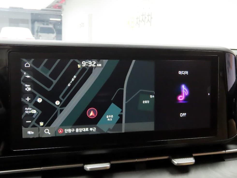 Киа Канивал 4-то поколениеD2.2 11-местен Престиж - 9