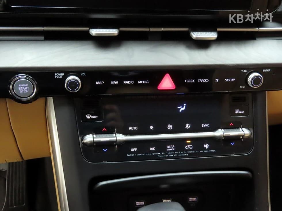 Киа Канивал 4-то поколениеD2.2 11-местен Престиж - 10