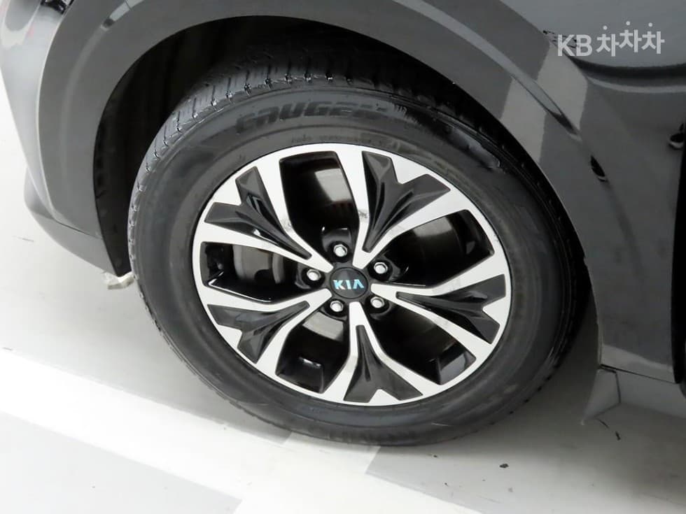 Киа Канивал 4-то поколениеD2.2 11-местен Престиж - 19