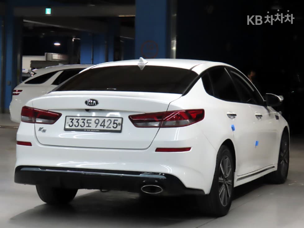 Киа The New (фейслифт) K5 Второ поколениеРент-а-кар 2.0 LPI Престиж - 4