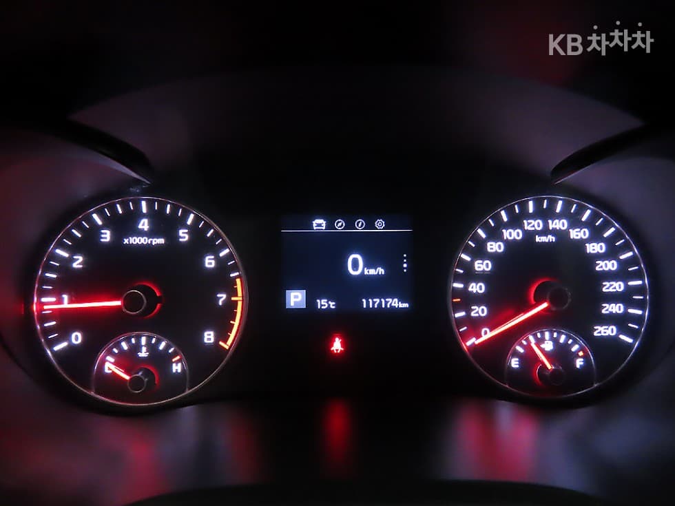 Киа The New (фейслифт) K5 Второ поколениеРент-а-кар 2.0 LPI Престиж - 9