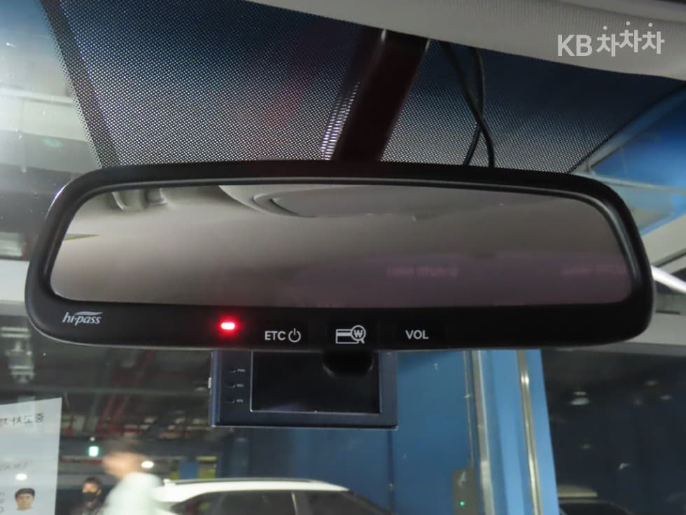 Киа The New (фейслифт) K5 Второ поколениеРент-а-кар 2.0 LPI Престиж - 16