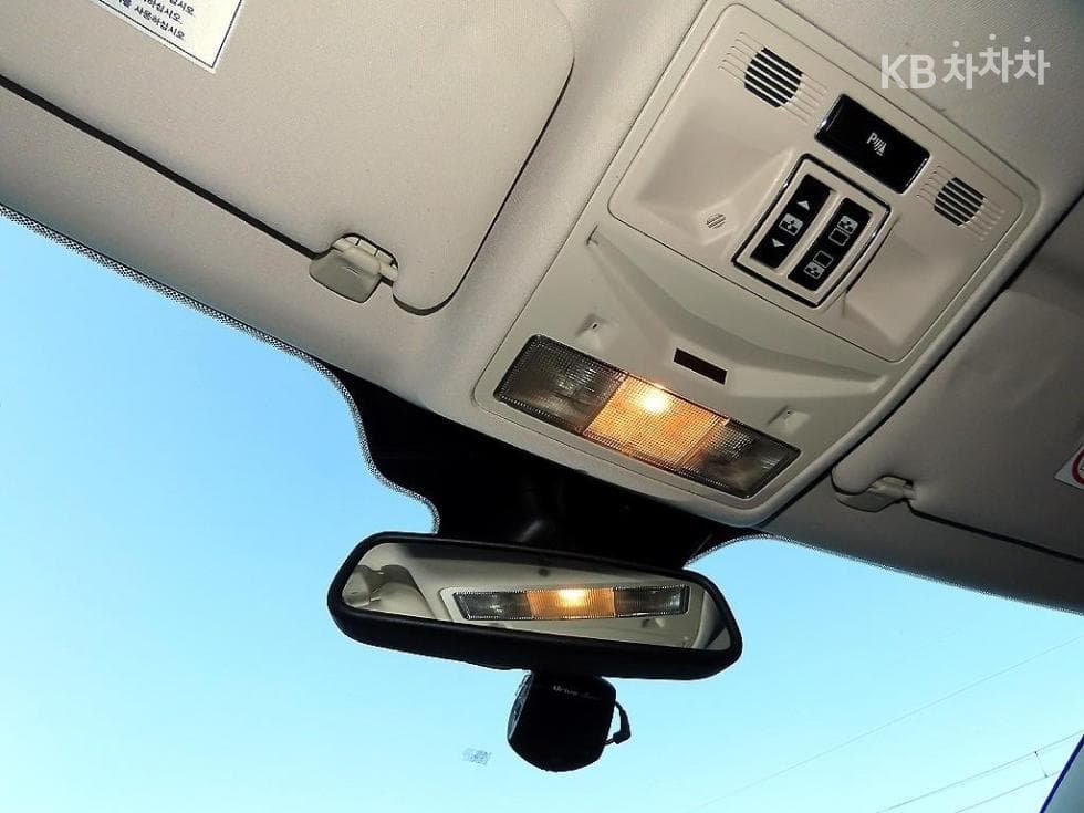 Jaguar All New XJ2.0 Лукс SWB X351 - 15