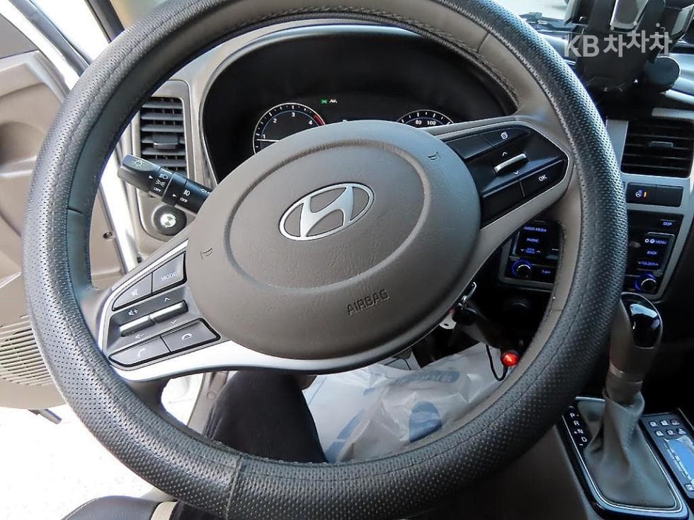 Хюндай Porter 2LPG 냉동Товарна надстройка차 Удължено междуосие Super Cab ModernPlus - 9