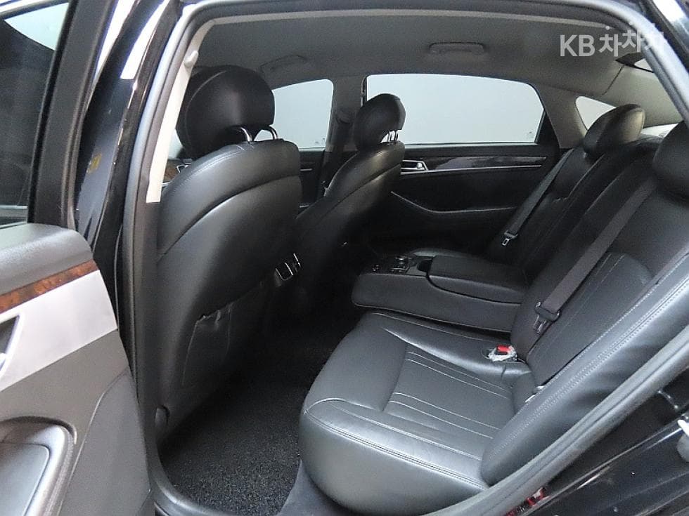 Хюндай ДженезисDHG330 Modern - 11