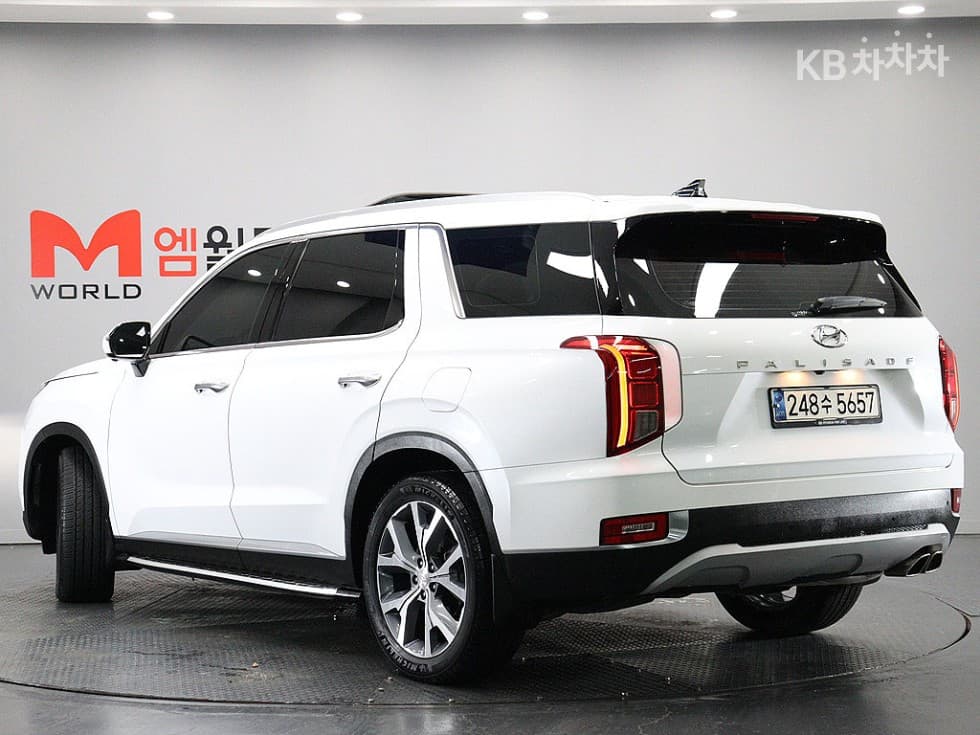 Хюндай Palisade2.2 Дизел 8-местен Престиж - 4