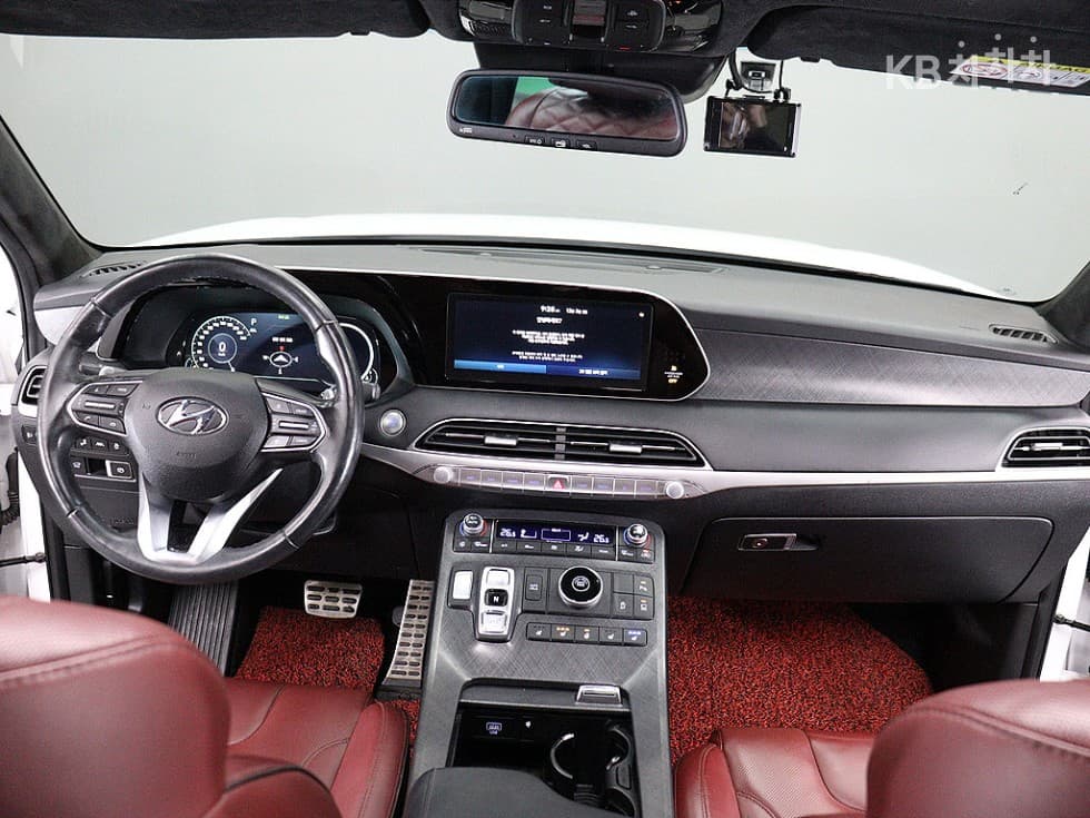 Хюндай Palisade2.2 Дизел 8-местен Престиж - 12