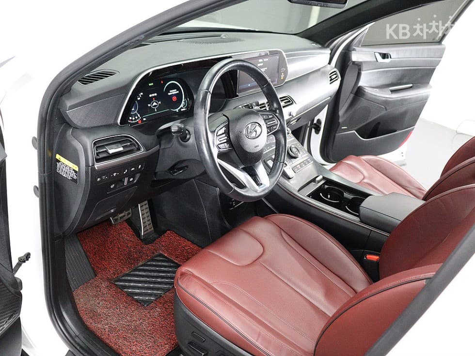 Хюндай Palisade2.2 Дизел 8-местен Престиж - 15