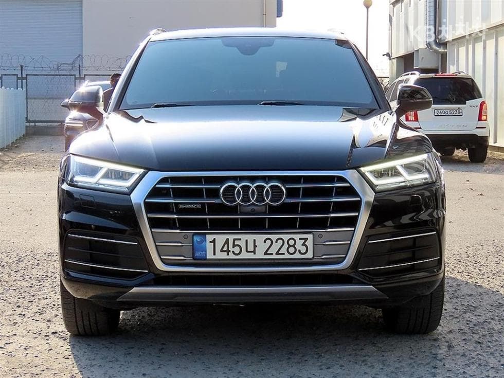 Ауди The New Q5(FY)40 Турбо Дизел Инжекция quattro Premium