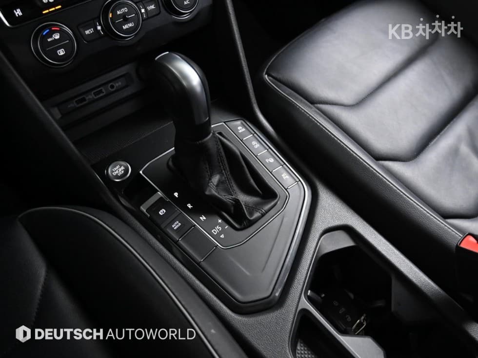 Volkswagen The New (фейслифт) Tiguan2.0 Турбо Дизел Инжекция Prestige - 9