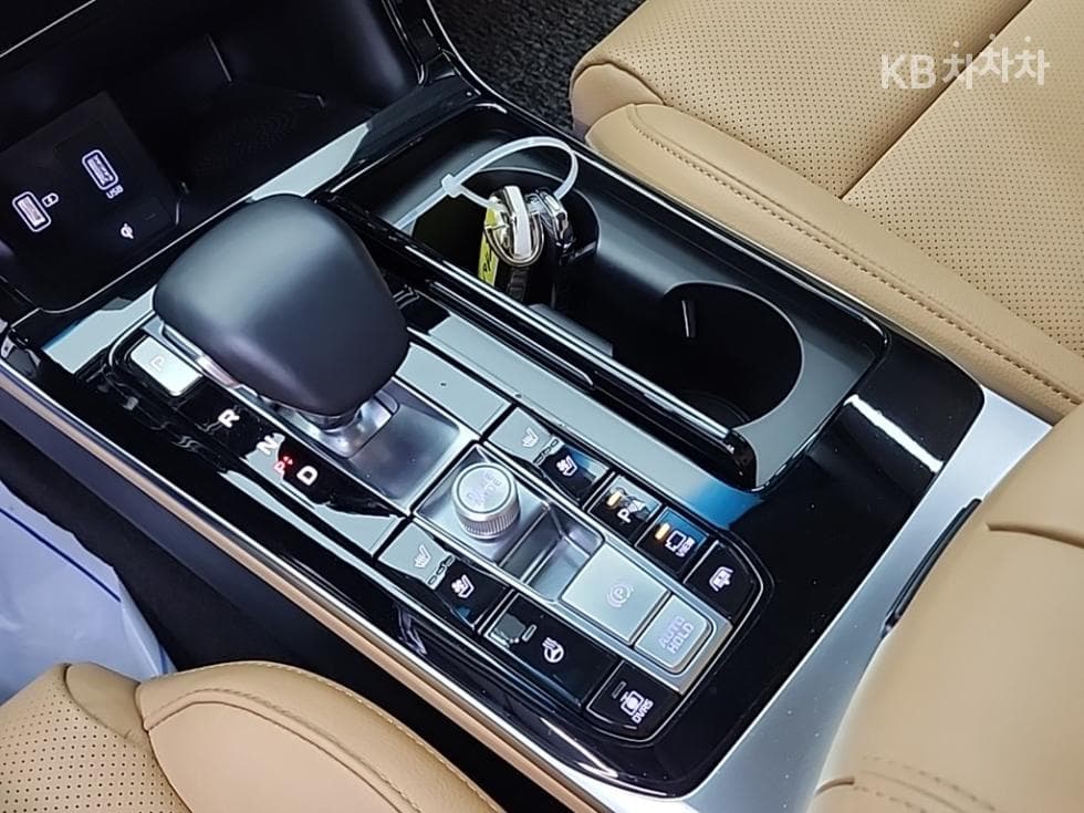 Киа K7 Premiere Хибрид2.4 HEV Noblesse - 8