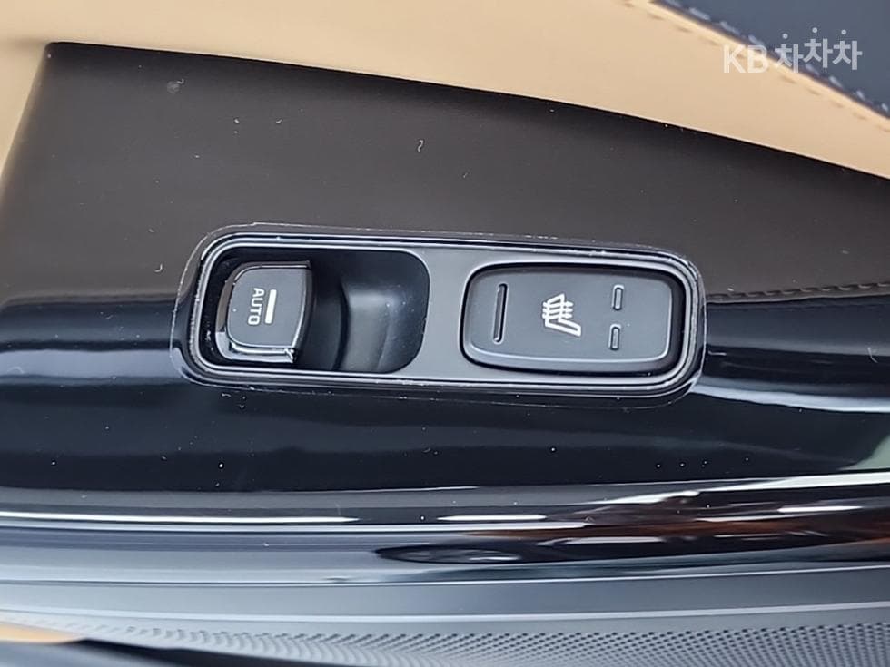 Киа K7 Premiere Хибрид2.4 HEV Noblesse - 16