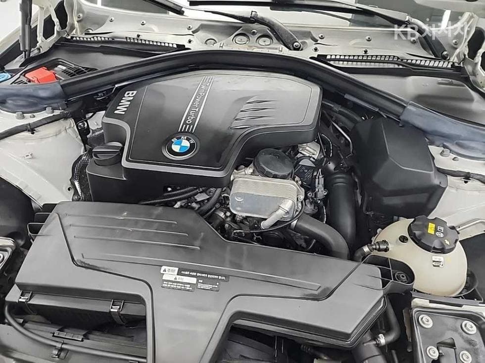 BMW Нов3 Серия320i Седан M스포츠 F30 - 5