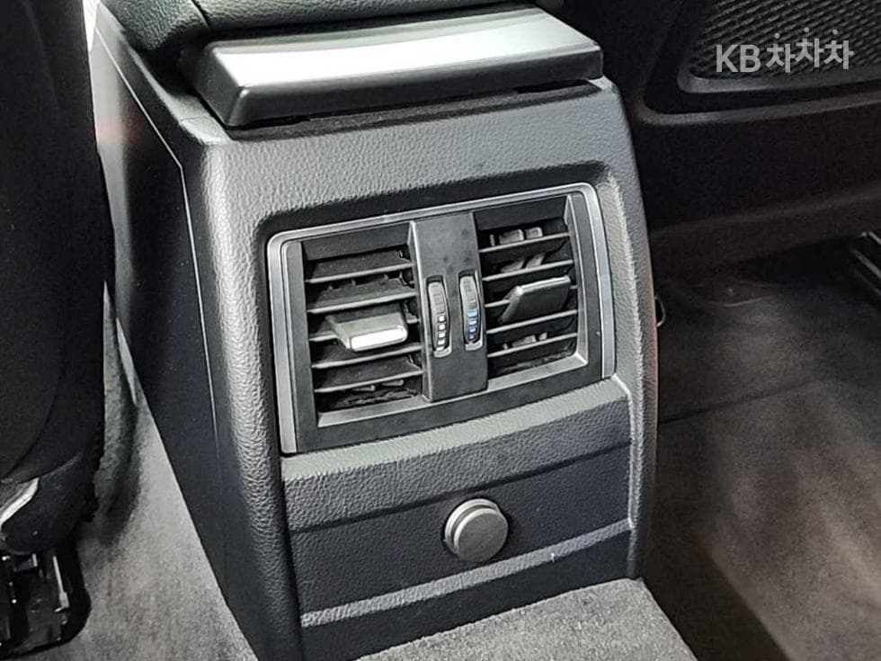 BMW Нов3 Серия320i Седан M스포츠 F30 - 13