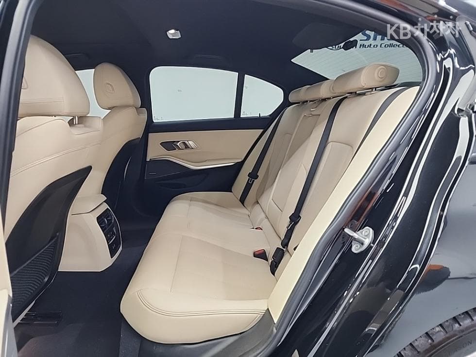 BMW 3 Серия (G20)320i M Sport - 12