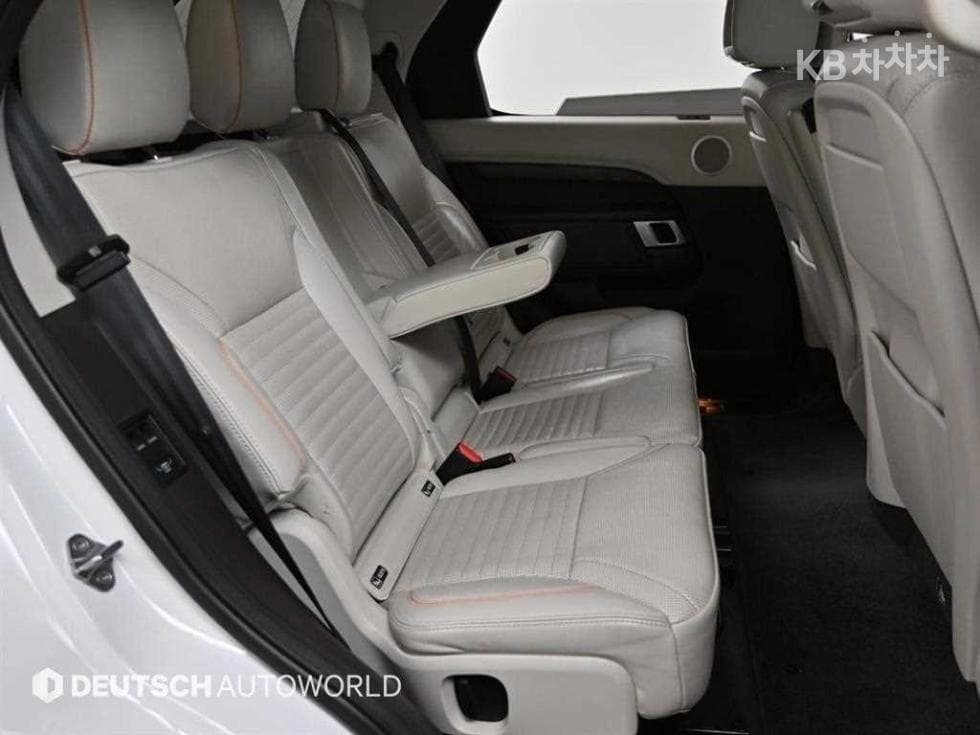 Land Rover 디스커버리53.0 TD6 HSE Luxury - 12