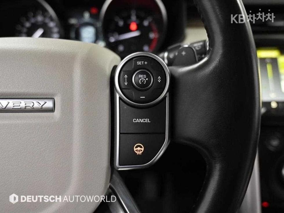 Land Rover 디스커버리53.0 TD6 HSE Luxury - 17