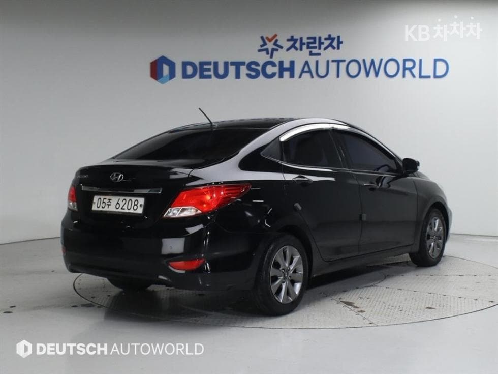 Хюндай Акцент(신형)1.4 VVT Modern - 2