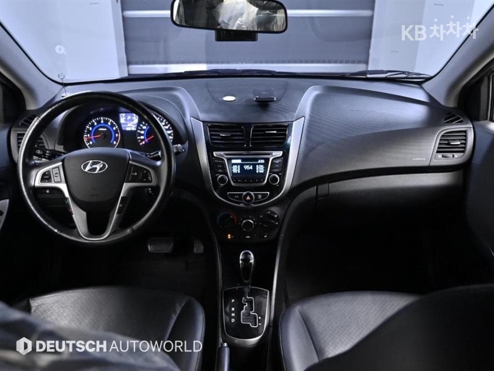 Хюндай Акцент(신형)1.4 VVT Modern - 7