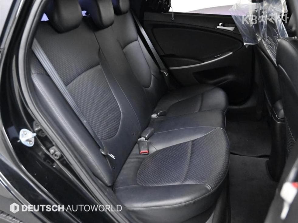 Хюндай Акцент(신형)1.4 VVT Modern - 12