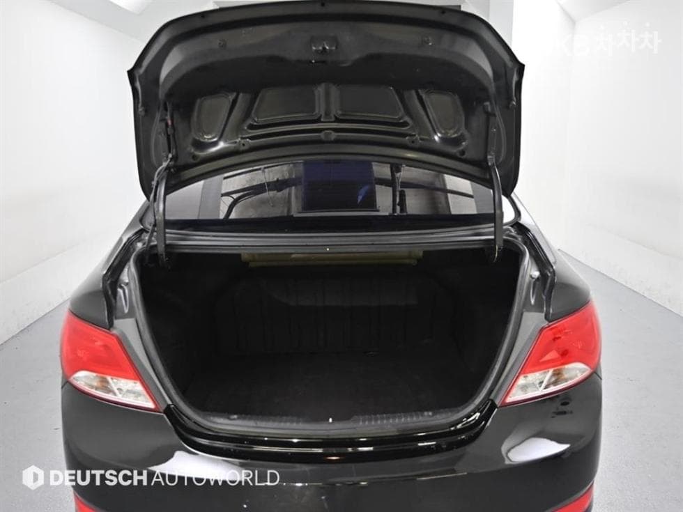 Хюндай Акцент(신형)1.4 VVT Modern - 20