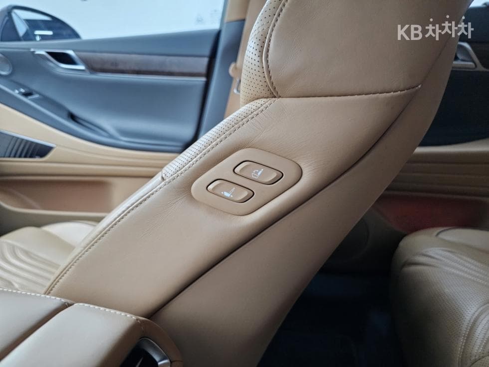 Дженезис G80(RG3)2.5 Турбо Бензин Директ Инжекция AWD - 17