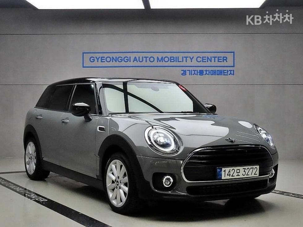 Мини 클럽맨 Второ поколение 1.5 Cooper High Trim - Image 1