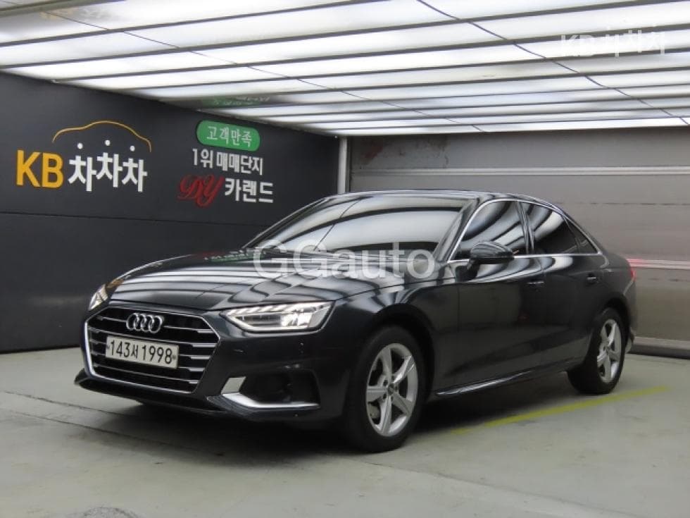 Audi A4 (B9) 40 TFSI Premium - Image 1