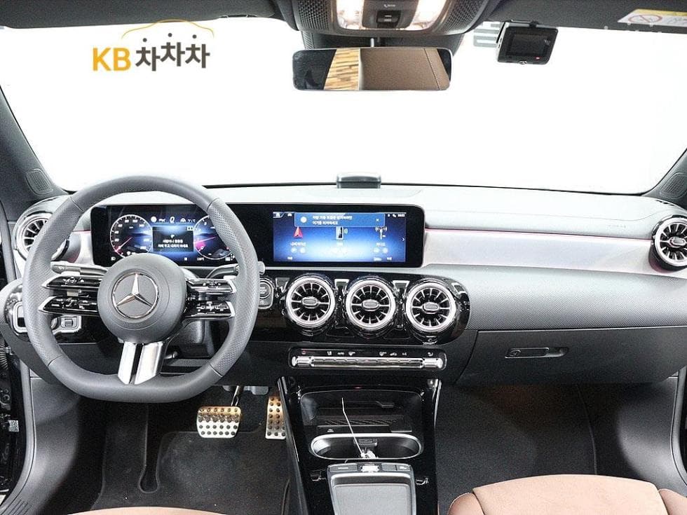 Mercedes-Benz CLA클래스(C118)CLA 250 4MATIC AMG Line - 15
