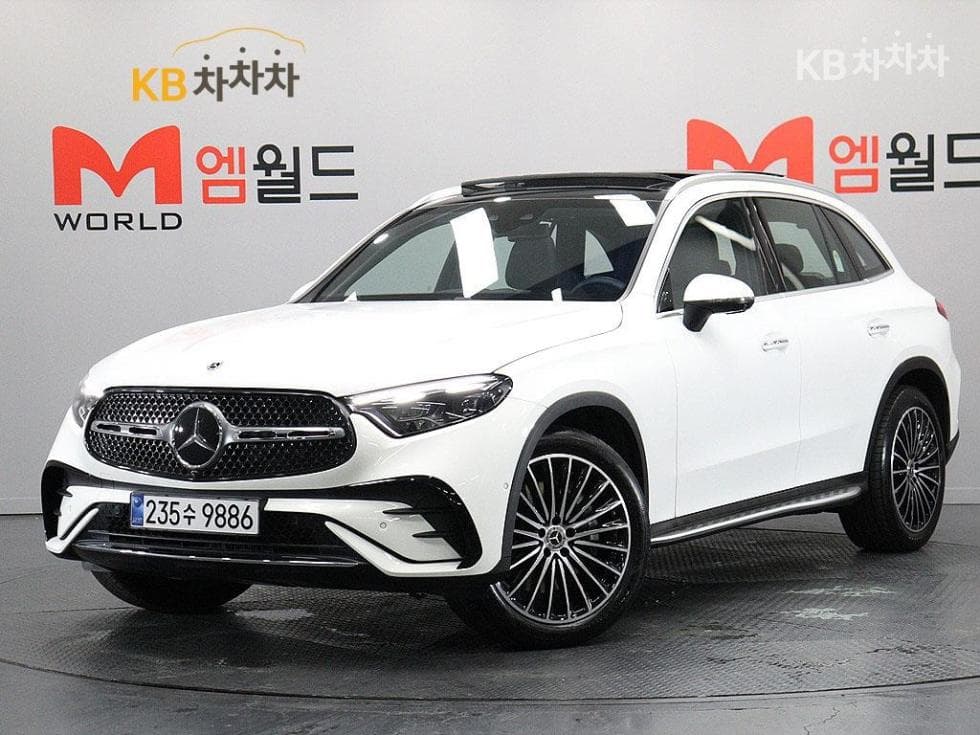 Mercedes-Benz GLC(X254) GLC300 4Matic AMG Line - Image 1