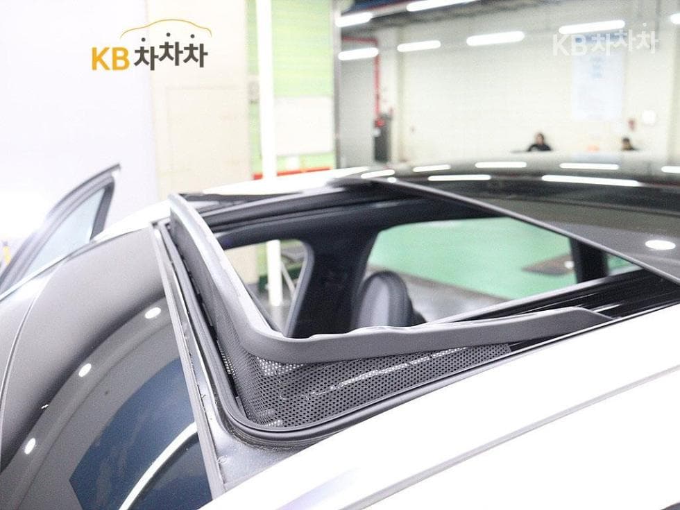 Mercedes-Benz GLC(X254)GLC300 4Matic AMG Line - 13