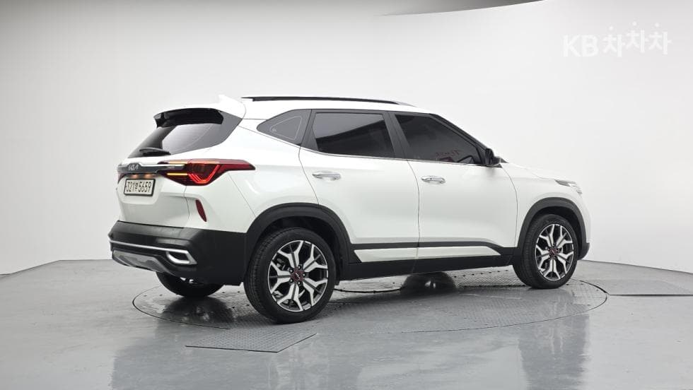 Киа Seltos1.6 Бензин Турбо 2WD Signature - 2