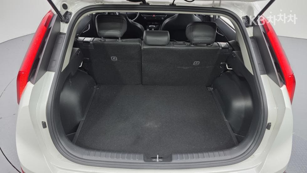 Киа Ди Всеново Ниро1.6 HEV Престиж - 13