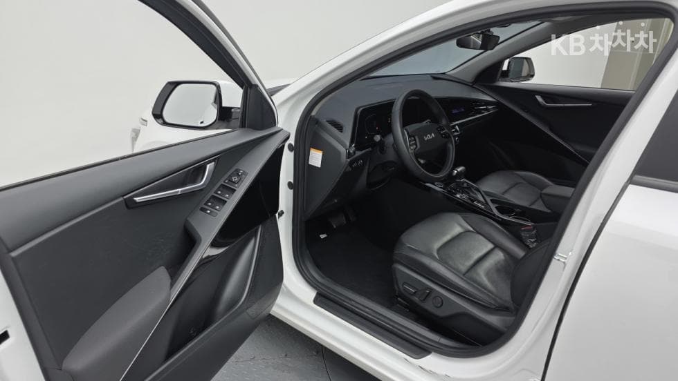 Киа Ди Всеново Ниро1.6 HEV Престиж - 14