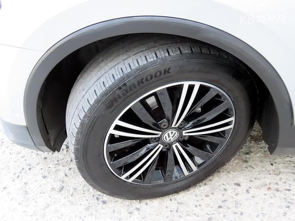 Volkswagen The New (facelift) Tiguan2.0 Turbo Diesel Injection Prestige - 20