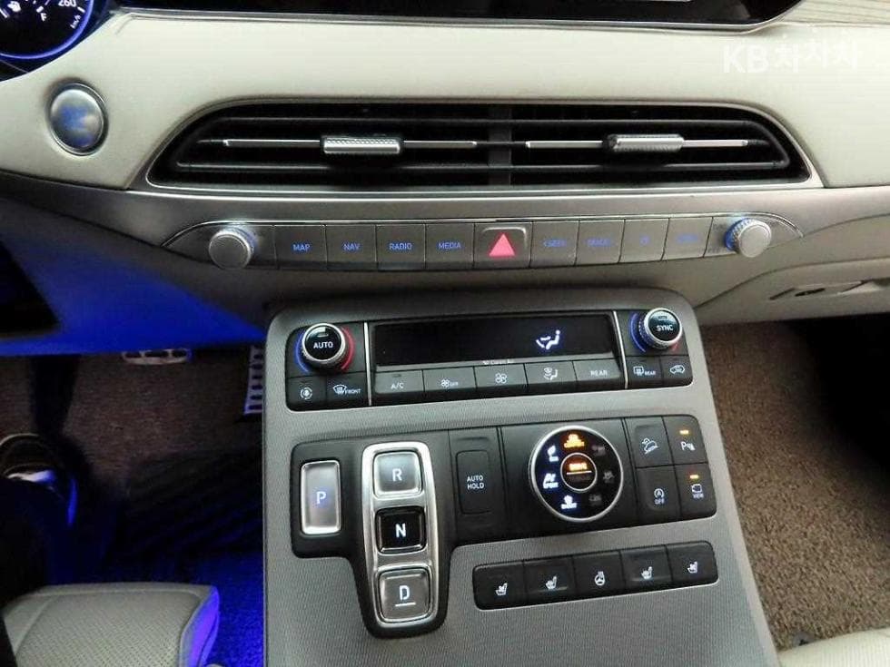 Хюндай Palisade2.2 Дизел 7-местен (Лимузин) Престиж - 9