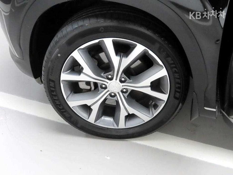 Хюндай Palisade2.2 Дизел 7-местен (Лимузин) Престиж - 19