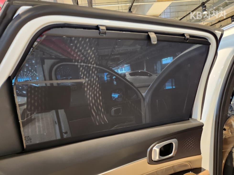 Киа The New (фейслифт) Sorento Хибрид MQ41.6T HEV 4x4 Signature - 25