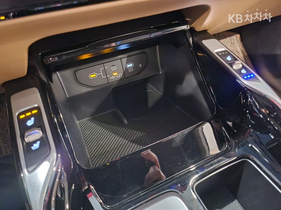 Киа The New (фейслифт) Sorento Хибрид MQ41.6T HEV 4x4 Signature - 18